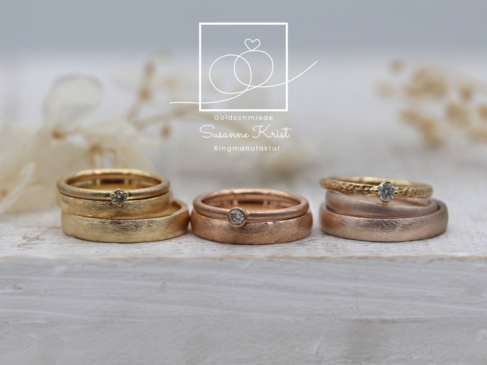 Auswahl an Trauringen: Gold